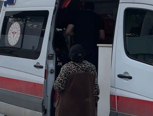 Hafif ticari aracın çarptığı 4 yaşındaki çocuk yaralandı