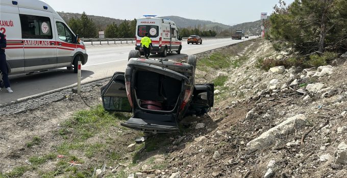 Fenalaşan sürücü kaza yaptı: 2’si çocuk 4 yaralı