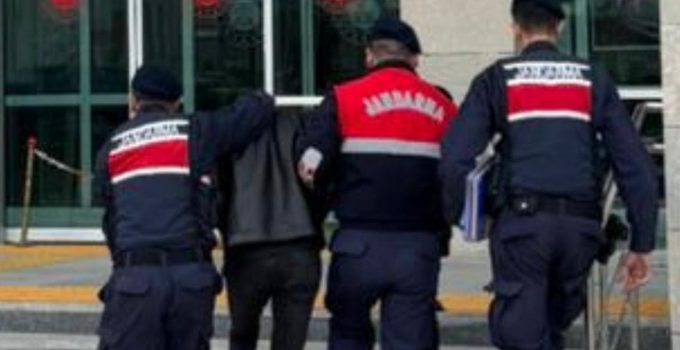 Jandarmanın dikkati kablo hırsızını yakalattı