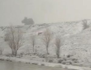 Kütahya-Altıntaş arasında kar yağışı etkili oldu