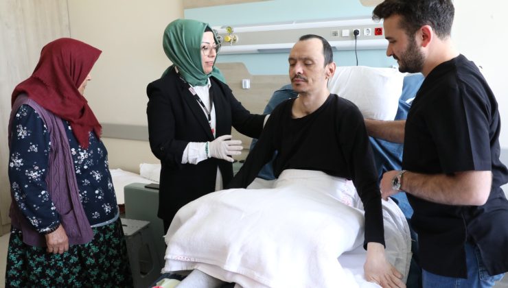 KSBÜ’den dört uzvu felçli hasta için yenilikçi çözüm