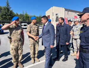 Protokol üyeleri güvenlik güçlerinin bayramını kutladı