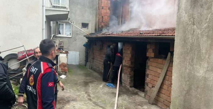 Kazan dairesinde çıkan yangın büyümeden söndürüldü