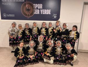 Kütahya Belediyespor Halk Oyunları ekiplerinden gururlandıran başarı