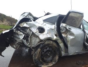 Otomobilin uçuruma yuvarlandığı kazada ölü sayısı 2’ye çıktı