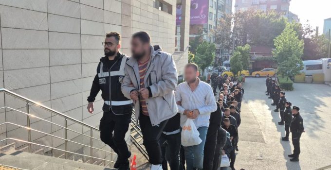 8,7 milyar liralık vurgunun şüphelileri hakim karşısında