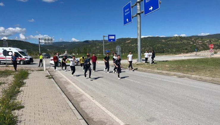 Gençler Atatürk Koşusu’nda kıyasıya yarıştı