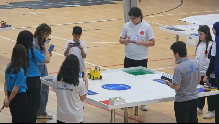 Ulusal robot yarışmasına Ahteri İmam Hatip Ortaokulu damga vurdu