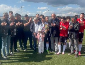 Göbelspor namağlup şampiyon oldu