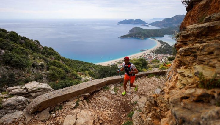 Kütahyalı zabıta Muğla’daki maratondan Türkiye derecesiyle döndü