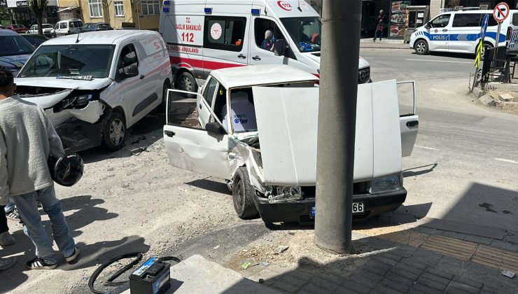 Ehliyetsiz sürücü kaza yaptı: 80 bin lira ceza yedi