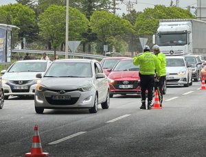 Bayram trafiğinde kahraman mesai: Kütahya Polisi yollarda nöbette