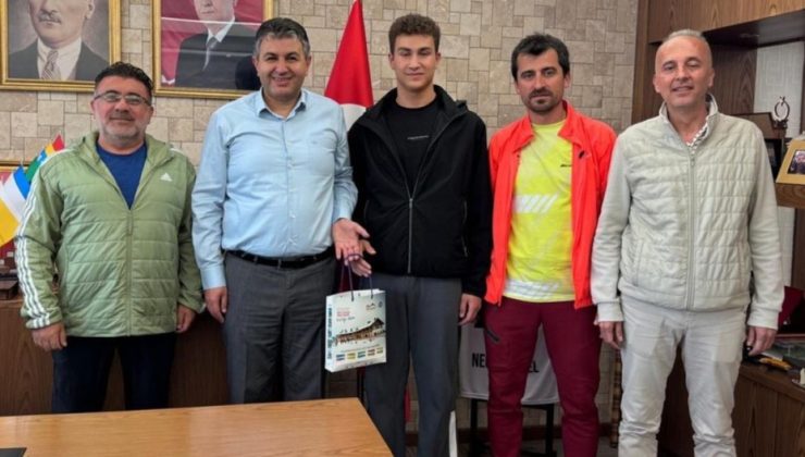 Başkan Akel Gedizli Türkiye şampiyonunu ağırladı
