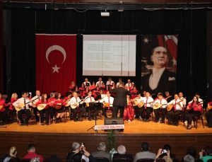 Anadolu’nun unutulmaz halk ozanları türküleriyle anıldı