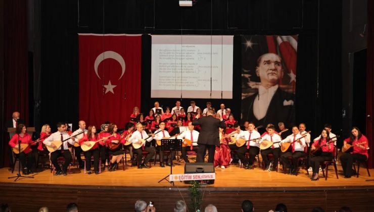 Anadolu’nun unutulmaz halk ozanları türküleriyle anıldı