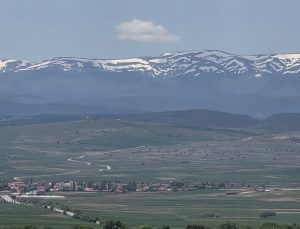 Kütahya’da kartpostallık manzaralar: İki mevsim bir arada