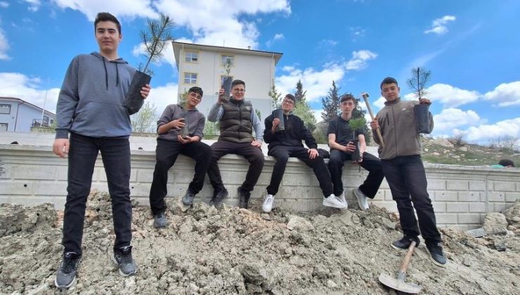 Geleceğe değer doğaya nefes katıyorlar