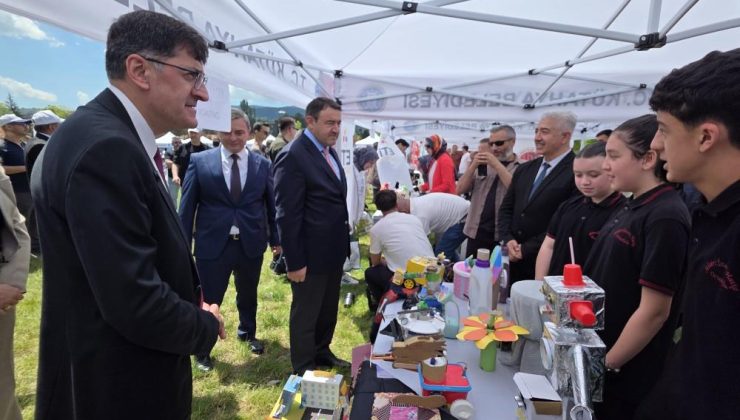 İmam hatip öğrencilerinin çevre projeleri ilgi gördü