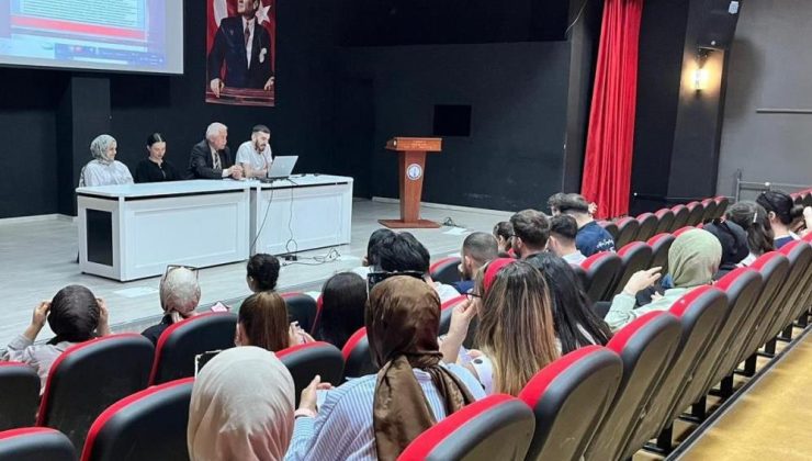 Üniversite öğrencilerine AB ve demokrasi semineri düzenlendi