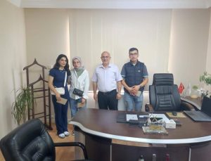Gençler umre ödüllü bilgi yarışmasında ter döktü
