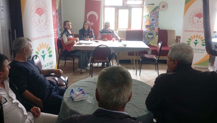 Üreticilere ahududu yetiştiriciliği eğitimi verildi