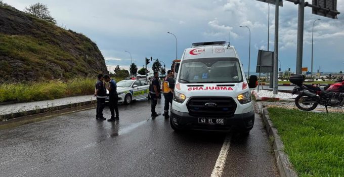 Otomobille ile motosiklet çarpıştı: 1 yaralı