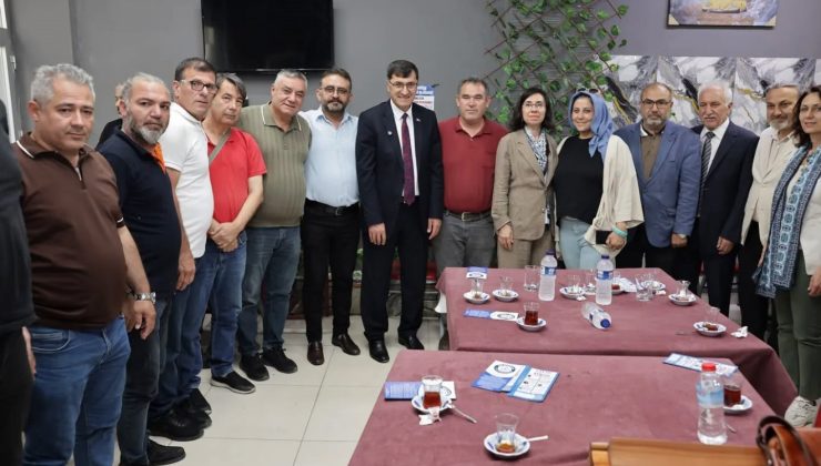 Başkan Kahveci, Uşak’taki Kütahyalılarla buluştu