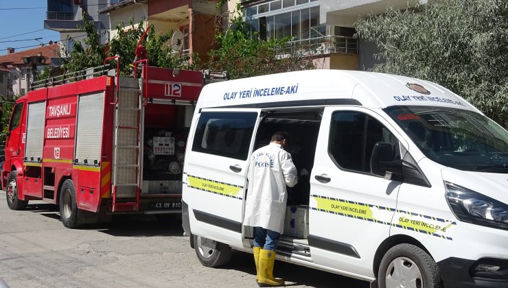 İki katlı evde çıkan yangında 1 kişi hayatını kaybetti