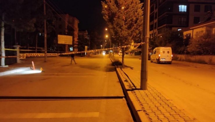 Husumetli iki kişinin kavgası kanlı bitti: Pompalı tüfekle vurup kaçtı