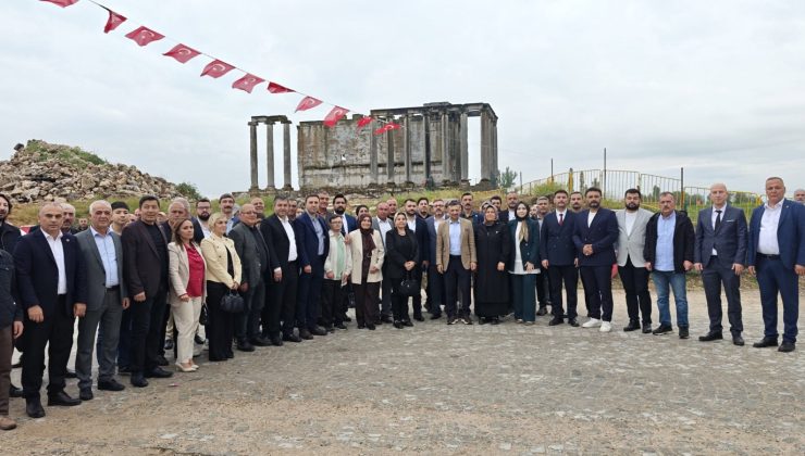 Çavdarhisar Belediyesi’nden bir ilk: Aizanoi Antik Fest’te büyük coşku
