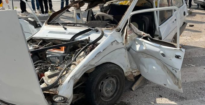 IŞIK İHLALİ KAZAYI BERABERİNDE GETİRDİ: 4 YARALI