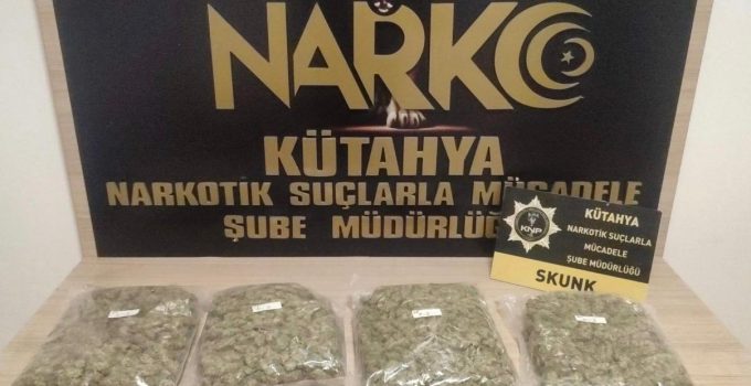Kütahya polisinden uyuşturucuya geçit yok: 99 şüpheliden 15’i tutuklandı