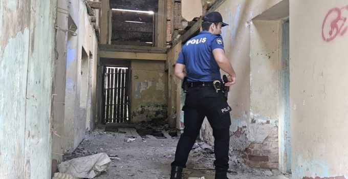 Emniyetinden eş zamanlı ‘Huzur Güven’ operasyonu