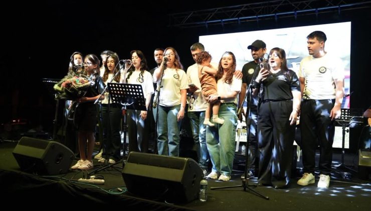 Tepecik Yaz Festivali’nde halk müziği konserine yoğun ilgi