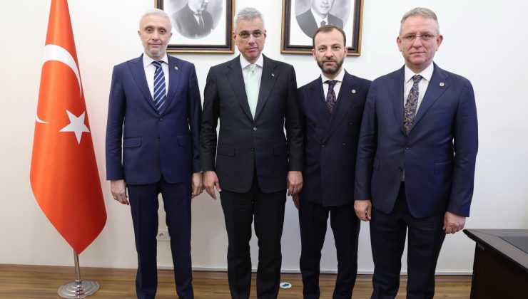 Kütahya’nın sağlık yatırımları Bakan Memişoğlu ile görüşüldü