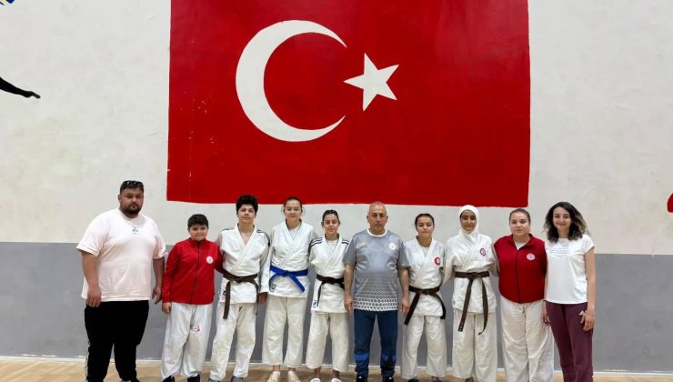 Kütahyalı genç judoculardan gururlandıran başarı