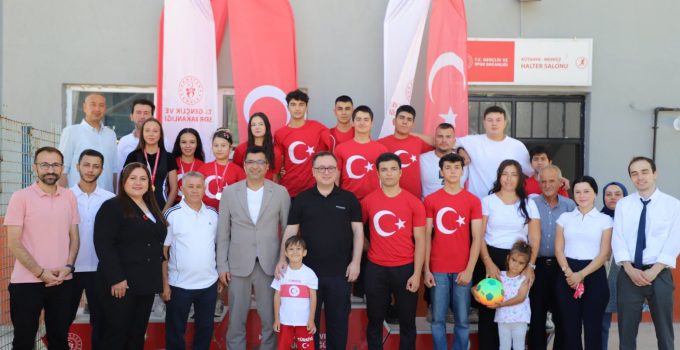 Halter ve satrançta birlik ruhu yarıştı