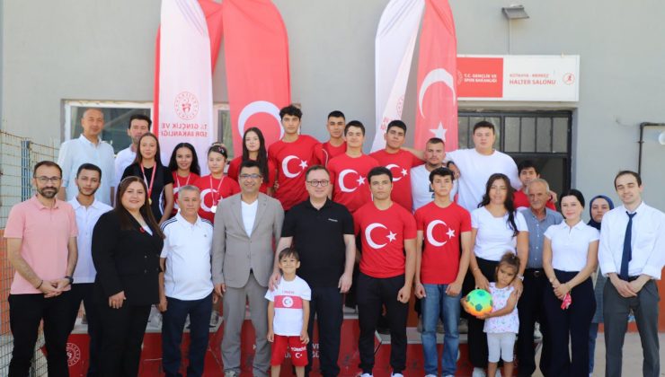 Halter ve satrançta birlik ruhu yarıştı
