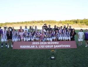 Kütahya kadın futbolunda tarihi zafer: Tavşanlı Akıncılar Futbol Takımı 2. Lig’de!