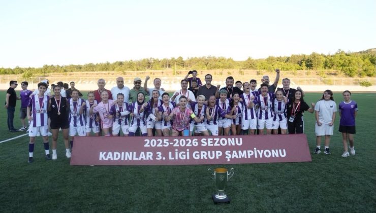 Kütahya kadın futbolunda tarihi zafer: Tavşanlı Akıncılar Futbol Takımı 2. Lig’de!
