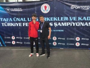 Kütahyalı boksörden Türkiye derecesi
