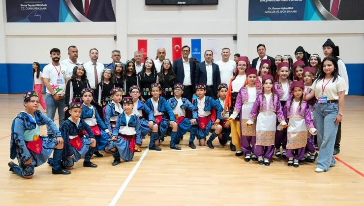 Yaz okulları coşkulu bir törenle açıldı