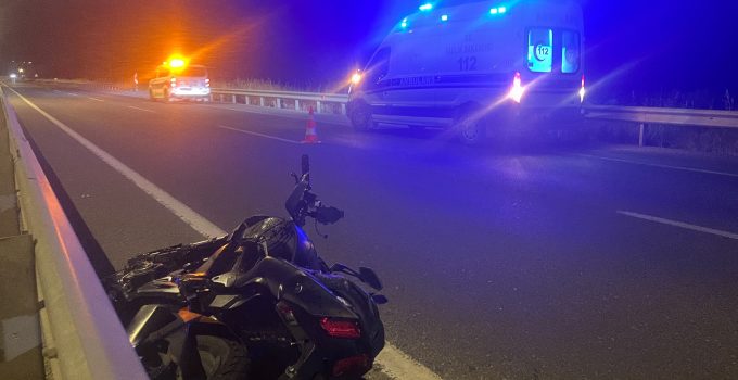 Motosiklet ile elektrikli bisiklet çarpıştı: 18 yaşındaki sürücü hayatını kaybetti