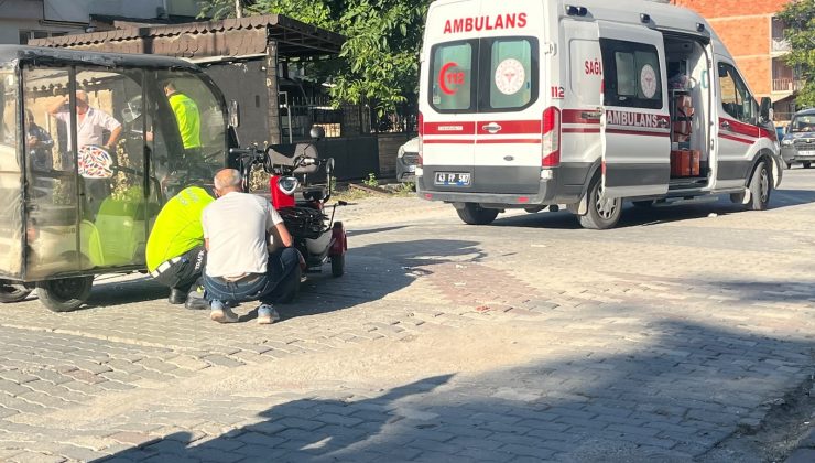 Engelli aracı ile moped çarpıştı: 1 yaralı