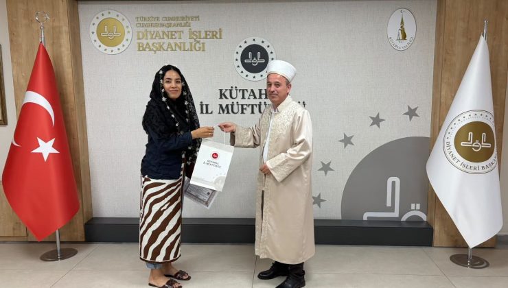 Meksikalı Rubi Kütahya’da Müslüman oldu, Ayşe ismini aldı