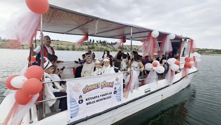 Asırlık vakıf geleneğiyle 27 çocuk için unutulmaz sünnet şöleni