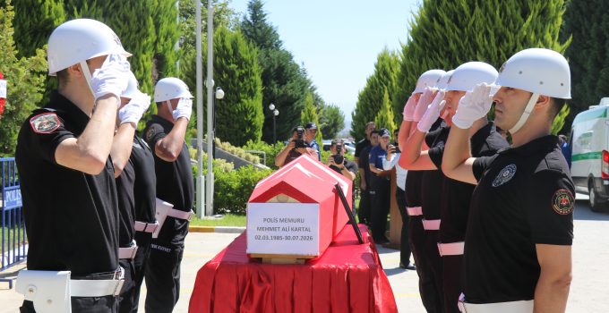 Görevi başında vefat eden polis memuru memleketi Gediz’e uğurlandı