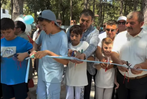 Engelsiz Yaşam Merkezi çocukların neşesiyle açıldı