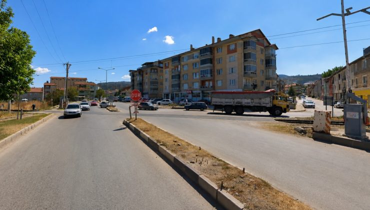 Bölücek Hemzemin Geçidi Pazar günü araç trafiğine kapatılacak