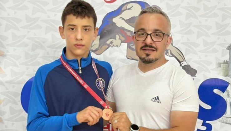 Kütahyalı milli sporcu Aydın’dan bronz madalya ile döndü